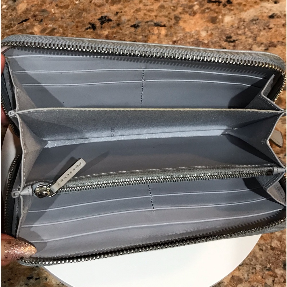 FENDI Vitello Liberty Multicolor Studded Leather Zip Around Wallet 😍💙❤️ - Picture 5 of 17